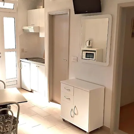 Apartment Mit Balkon Und Meerblick In Strandnaehe *
