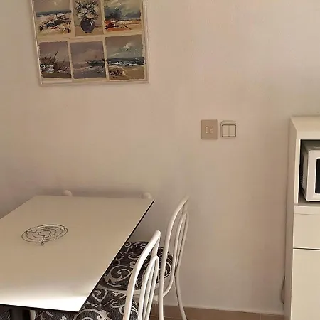 Mit Balkon Und Meerblick In Strandnaehe