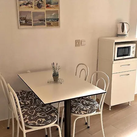 Mit Balkon Und Meerblick In Strandnaehe